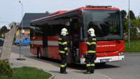 HASIČI BUS E2JZnnmXsAITyKs